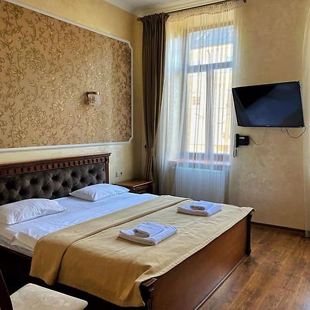 Hotel 39 Lviv Kültér fotó